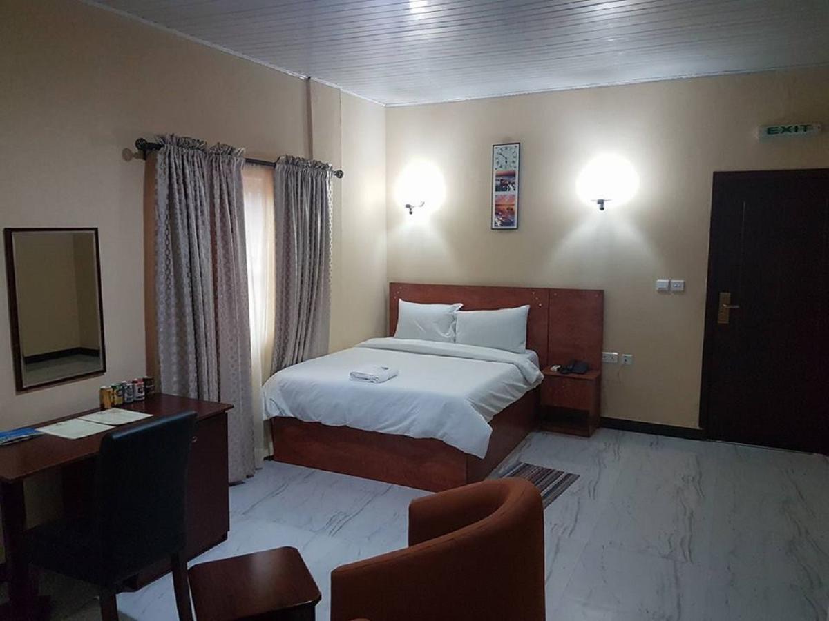 Providence Hotel Abeokuta Dış mekan fotoğraf